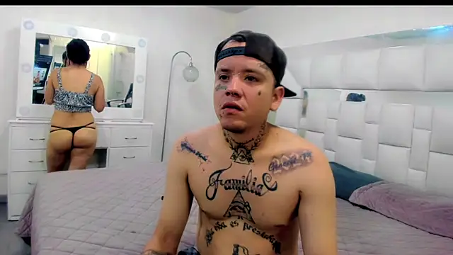 Dangerous couple  online show from 10.18.25