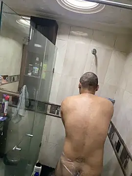 Snapshot of __Damian___ chatting on 10.14.25   Damian    online show from 10.14.25