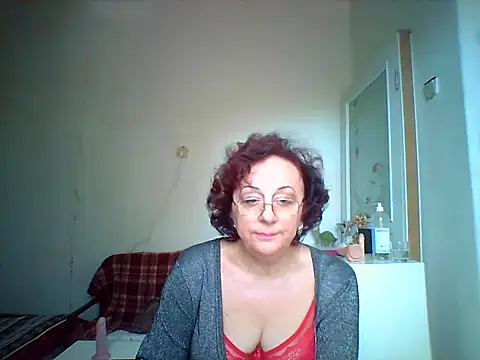 Julia54391 online show from 10.13.25