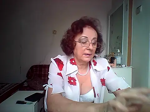 Julia54391 online show from 10.19.25