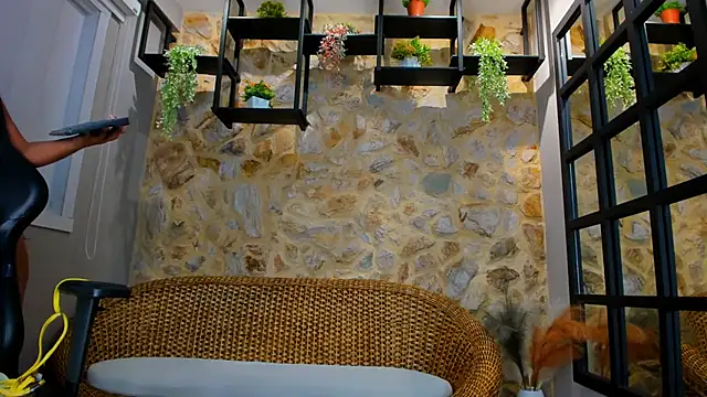 Snapshot of VenusBlazer chatting on 10.25.25 VenusBlazer online show from 10.25.25