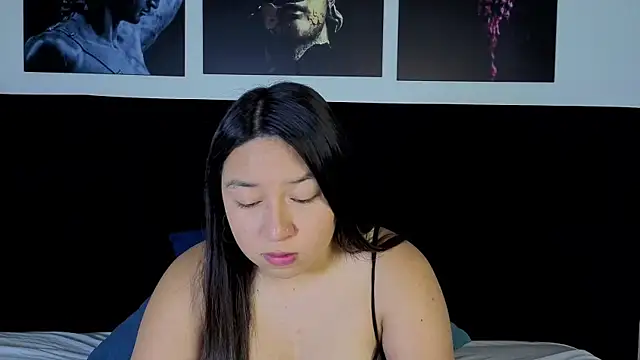 BellaRoux1 online show from 02.13.26