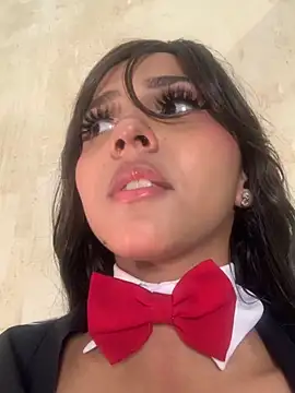 NikoYoon online show from 10.27.25