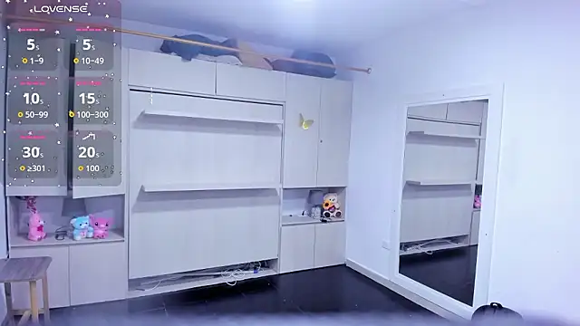 LilyWhitney online show from 01.18.26