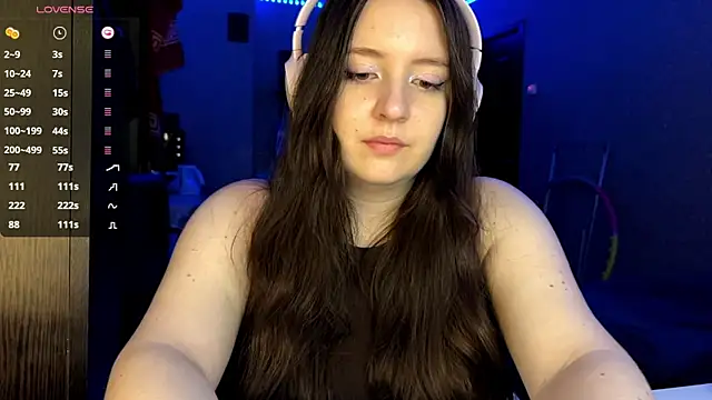 LauretteRagar online show from 10.13.25