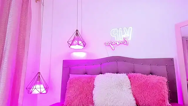 britneyy stars online show from 09.14.25