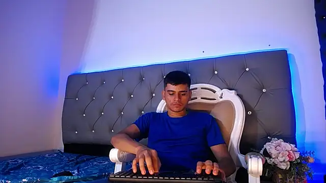 Charlie Cock  online show from 10.29.25