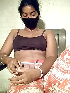 Snapshot of POOJA999 chatting on 09.08.25 POOJA999 online show from 09.08.25