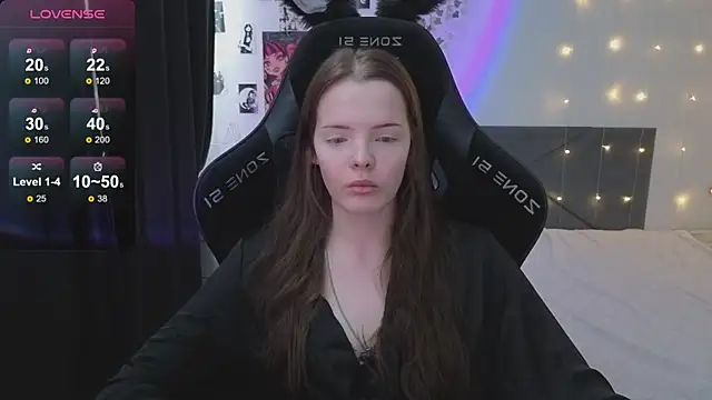 Luna Navy online show from 03.02.26