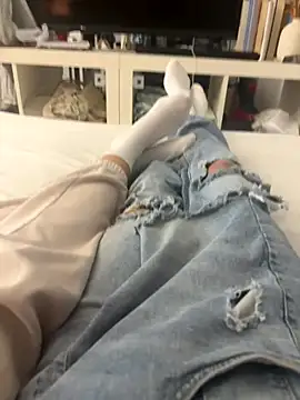 hottest23 online show from 12.05.25