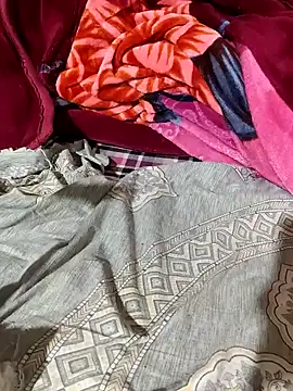 Snapshot of POOJACOUPLE chatting on 01.31.26 POOJACOUPLE online show from 01.31.26