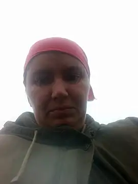 Snapshot of Romashka33011 chatting on 10.03.25 Romashka33011 online show from 10.03.25