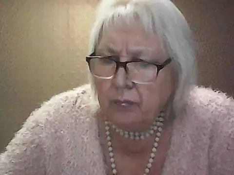 Snapshot of Alexia64231 chatting on 09.14.25 Alexia64231 online show from 09.14.25