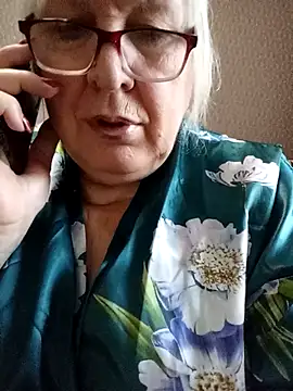 Alexia64231 online show from 11.22.25