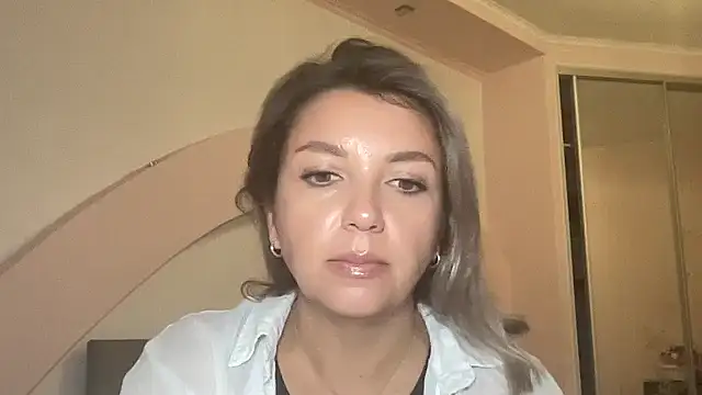 Snapshot of Beautysoul_ chatting on 09.17.25 Beautysoul online show from 09.17.25