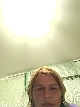 Snapshot of Masha41211 chatting on 09.10.25 Masha41211 online show from 09.10.25