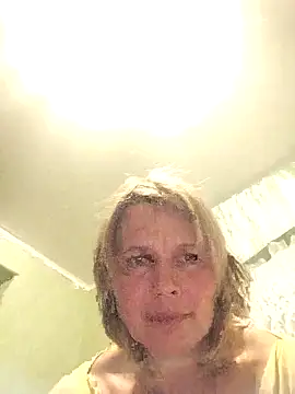 Snapshot of Masha41211 chatting on 09.12.25 Masha41211 online show from 09.12.25