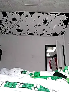 Snapshot of oxxy_jean chatting on 02.16.26 oxxy jean online show from 02.16.26