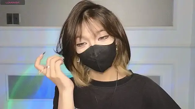      Panda      online show from 04.18.26