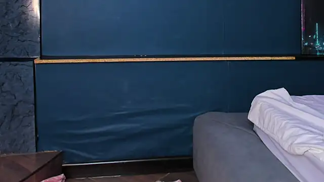 Lillie Berry online show from 04.16.26