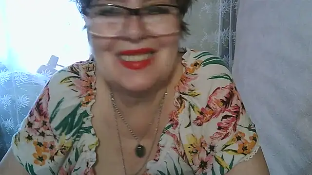 Snapshot of VeronicaGold511 chatting on 07.08.26 VeronicaGold511 online show from 07.08.26