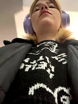 Cherry   Blossom online show from 10.03.25