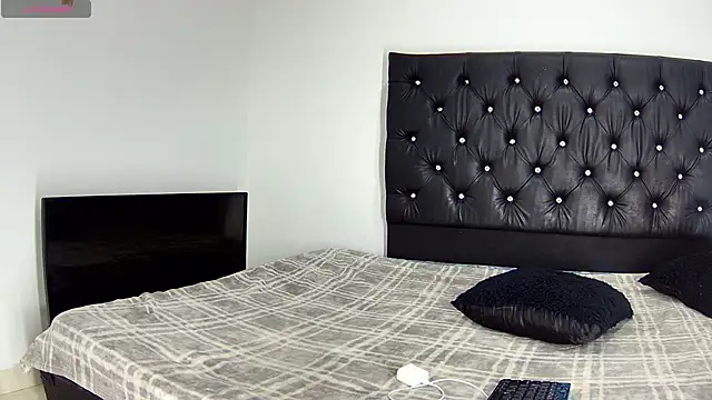 shantall ebony1 online show from 09.12.25