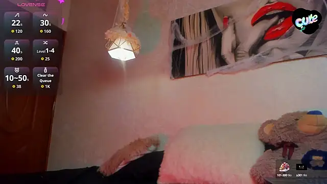 ClleoMoon online show from 10.12.25