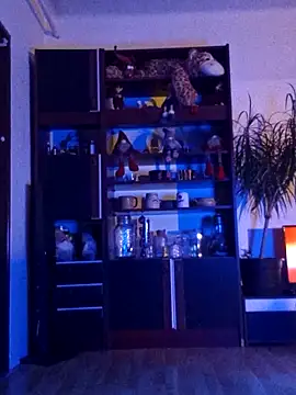  Little Sweatie  online show from 11.02.25