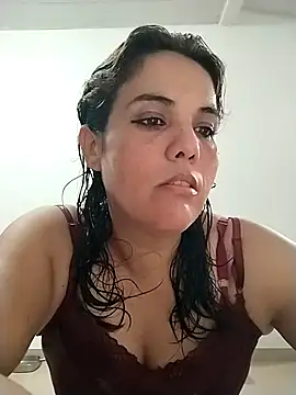 Snapshot of Bellapotencia1985 chatting on 02.16.26 Bellapotencia1985 online show from 02.16.26