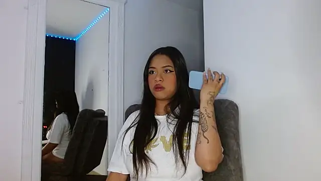 reina reina online show from 02.02.26