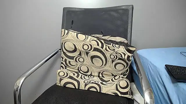 Ozimpho online show from 02.25.26