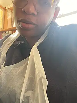 Ozimpho online show from 05.22.26