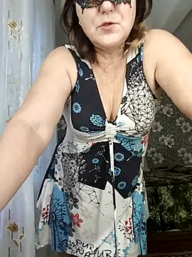 AliceGold5231 online show from 10.17.25