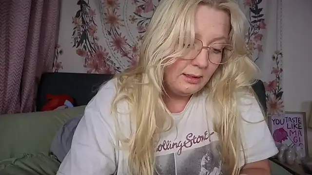 Daisyxoxo  online show from 01.31.26