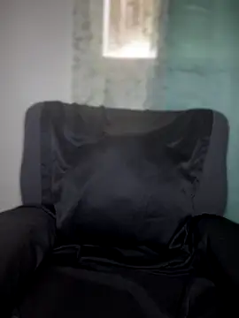  foreigntitts online show from 10.26.25