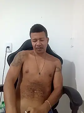 Snapshot of moreno25centimetro chatting on 08.02.26 moreno25centimetro online show from 08.02.26