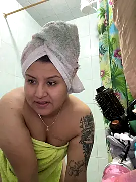 Snapshot of naomy26 chatting on 11.02.25 naomy26 online show from 11.02.25