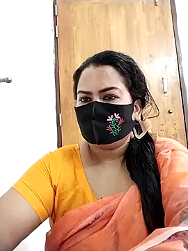 Snapshot of Anamika-38 chatting on 10.17.25 Anamika-38 online show from 10.17.25