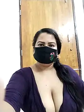 Snapshot of Anamika-38 chatting on 11.04.25 Anamika-38 online show from 11.04.25