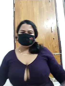 Snapshot of Anamika-38 chatting on 11.05.25 Anamika-38 online show from 11.05.25