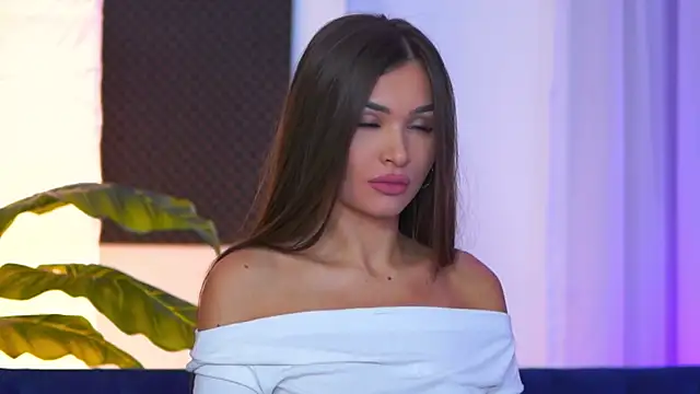 KyssaraPlay online show from 10.08.25