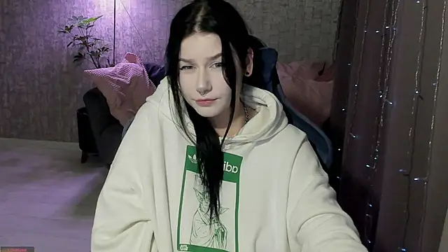 AlinaGreeeen online show from 09.12.25