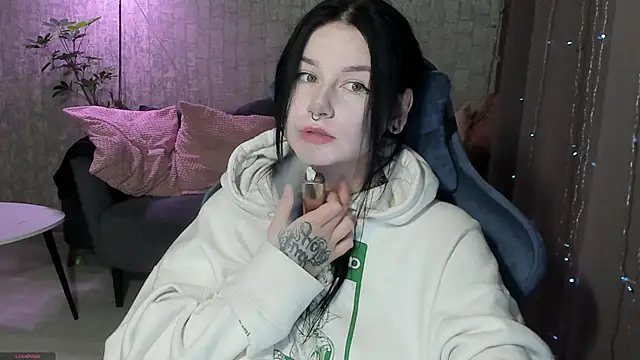 AlinaGreeeen online show from 09.13.25