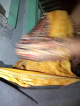 MISS LOVE 001 online show from 10.02.25