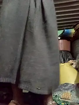 MISS LOVE 001 online show from 10.15.25