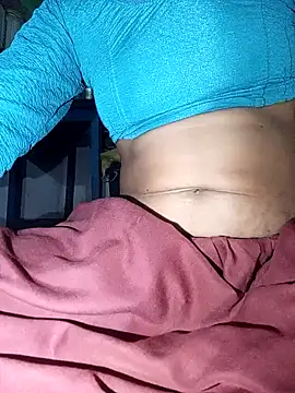 MISS LOVE 001 online show from 10.24.25