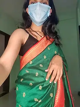 Shivani2002 online show from 02.17.26