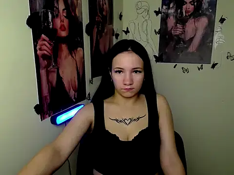 Em7MaA online show from 10.14.25