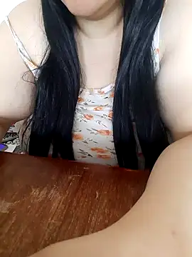 Snapshot of Madam-bezoul- chatting on 09.28.25 Madam-bezoul- online show from 09.28.25